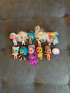 EUC Lot of MGA Entertainment LOL Surprise Loves Hello Kitty and Friends Dolls